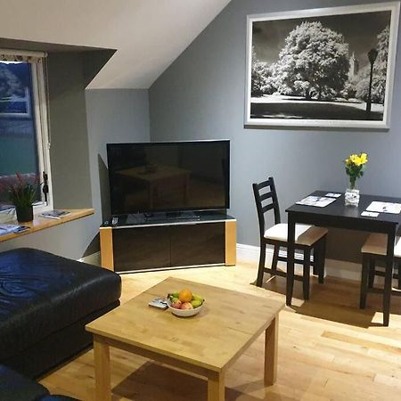 Unkenhaus. Cosy, Modern Apartment, Private Parking Lerwick Exterior photo